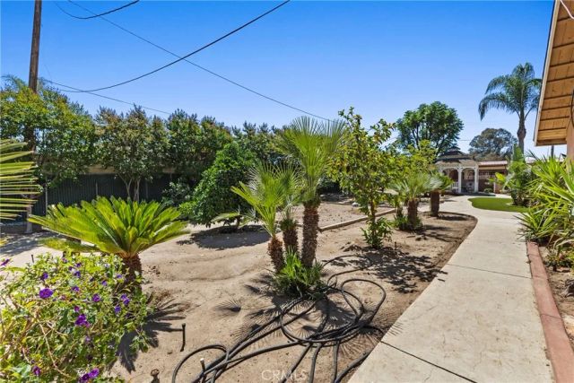 19345 Warren, Riverside, CA 92508