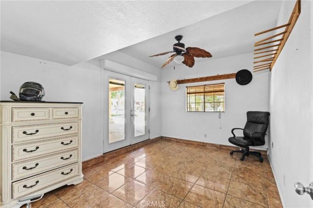 19345 Warren, Riverside, CA 92508