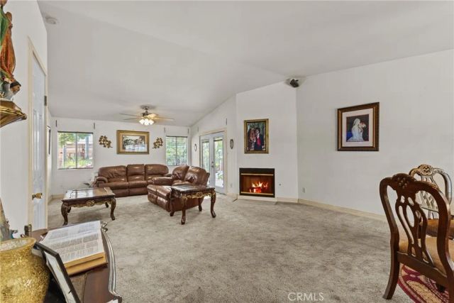 19345 Warren, Riverside, CA 92508
