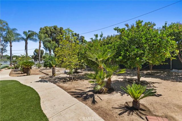 19345 Warren, Riverside, CA 92508