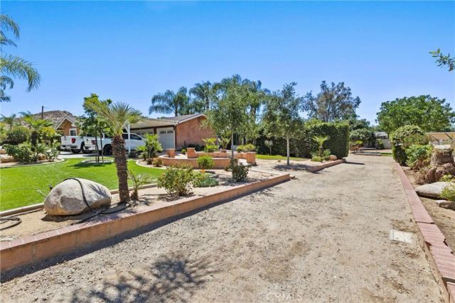 19345 Warren, Riverside, CA 92508