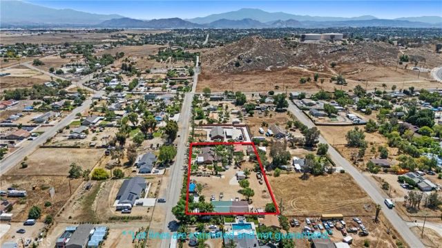 19345 Warren, Riverside, CA 92508