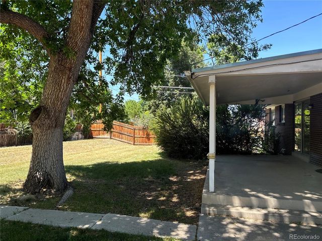 1695 S Urban Way, Lakewood, CO 80228