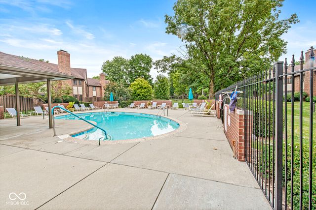 2240 Rome Drive C, Indianapolis, IN 46228