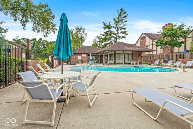 2240 Rome Drive C, Indianapolis, IN 46228