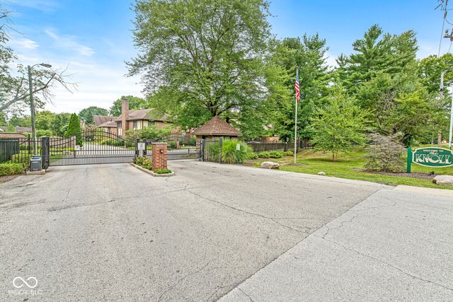 2240 Rome Drive C, Indianapolis, IN 46228
