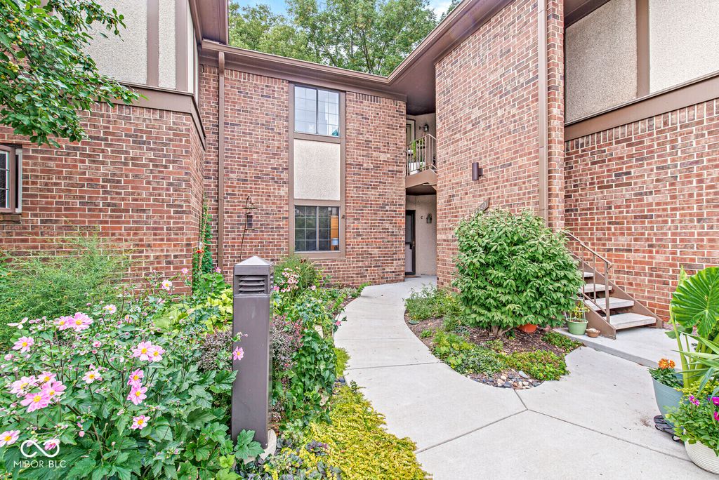 2240 Rome Drive C, Indianapolis, IN 46228