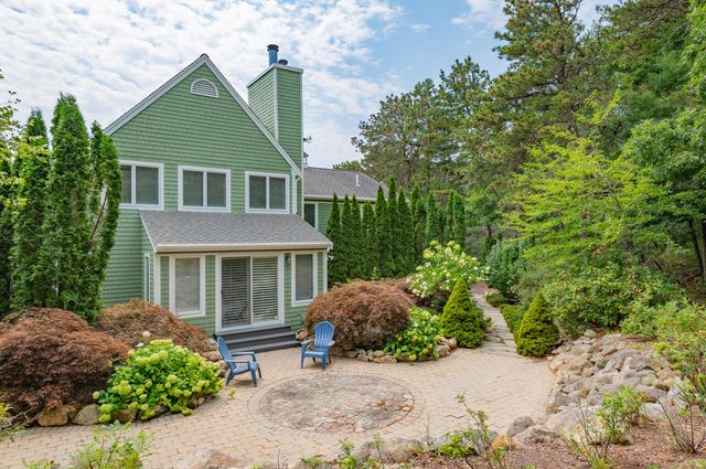 34 Polaris Drive, Mashpee, MA 02649