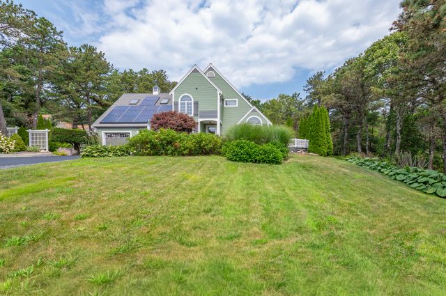 34 Polaris Drive, Mashpee, MA 02649