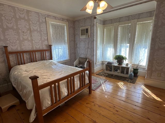 71 Highland Street, Amesbury, MA 01913