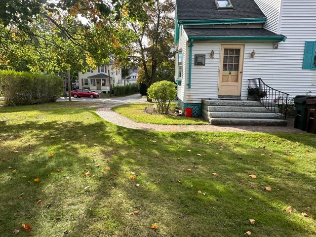 71 Highland Street, Amesbury, MA 01913