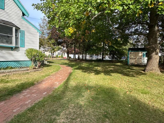 71 Highland Street, Amesbury, MA 01913