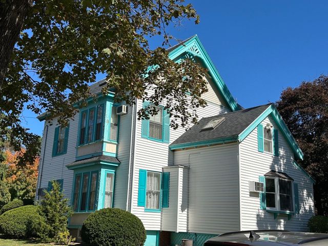 71 Highland Street, Amesbury, MA 01913