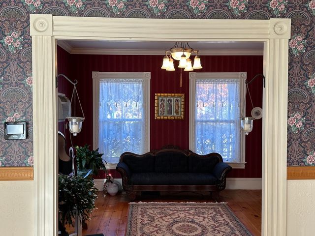 71 Highland Street, Amesbury, MA 01913