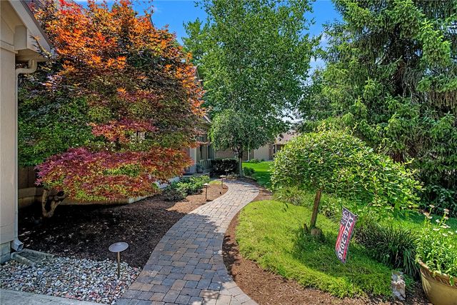 860 Scenic Knoll, Tipp City, OH 45371