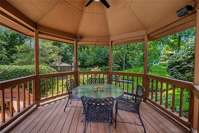 860 Scenic Knoll, Tipp City, OH 45371