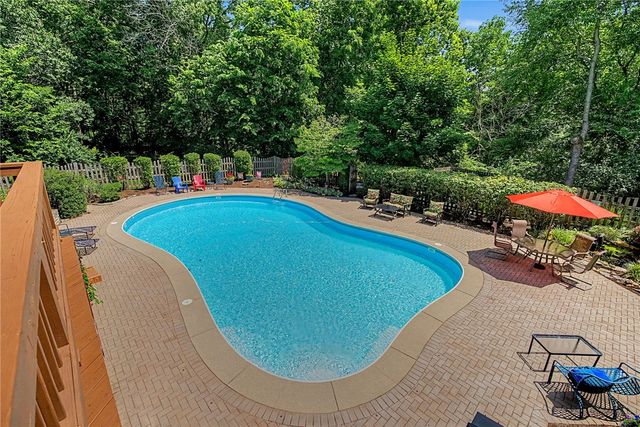 860 Scenic Knoll, Tipp City, OH 45371