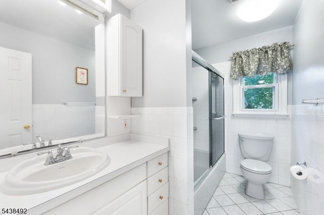 14 Kemp Dr, Springfield Twp., NJ 07081