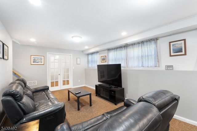 14 Kemp Dr, Springfield Twp., NJ 07081