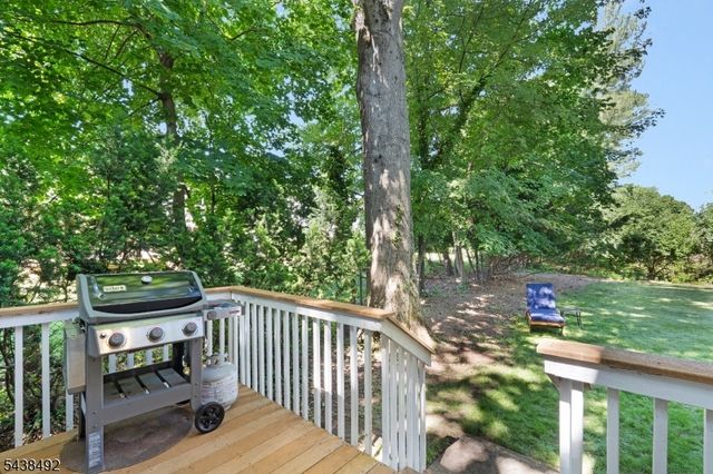 14 Kemp Dr, Springfield Twp., NJ 07081