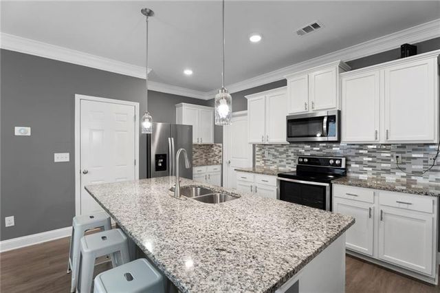 515 Altama Way, Acworth, GA 30102