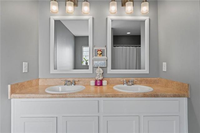 515 Altama Way, Acworth, GA 30102