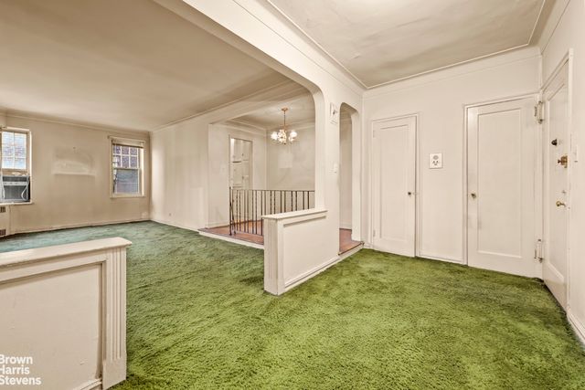 7714 113th St Apt 3O, New York City, NY 11375