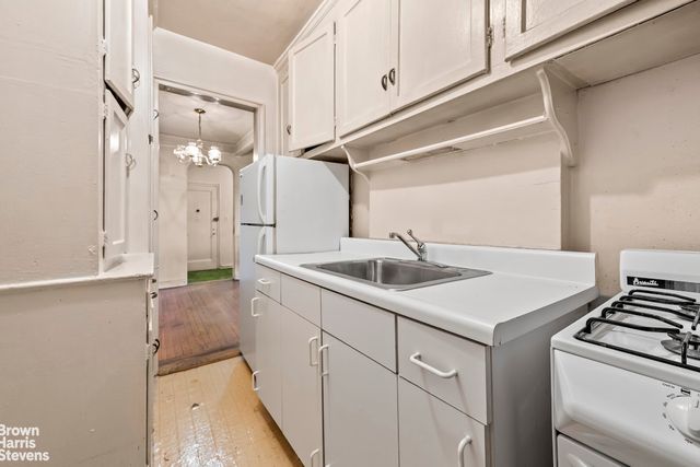 7714 113th St Apt 3O, New York City, NY 11375