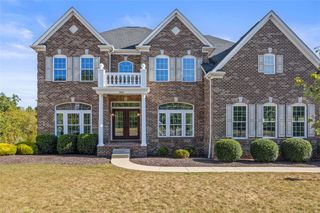 402 Hidden Meadow, Cranberry Twp, PA 16066