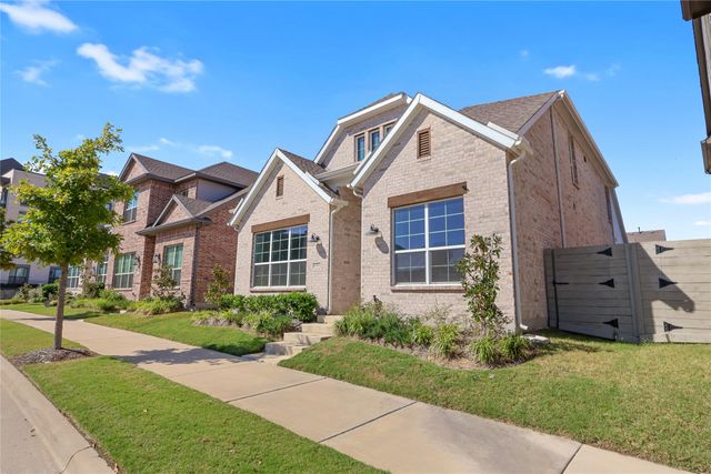 3313 The Commons Parkway, Sachse, TX 75048