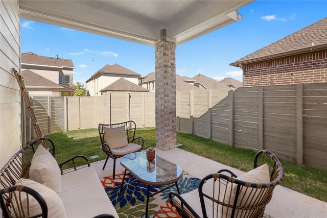 3313 The Commons Parkway, Sachse, TX 75048