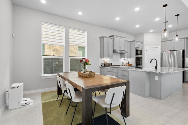 3313 The Commons Parkway, Sachse, TX 75048