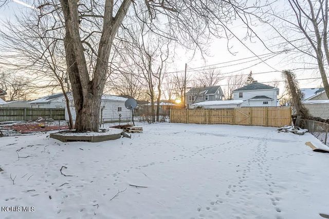 734 Brighton Avenue, Toledo, OH 43609