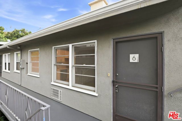 1944 S Beverly Glen Boulevard 6, Los Angeles, CA 90025