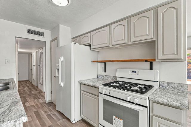 10484 NOLAN Drive, El Paso, TX 79924