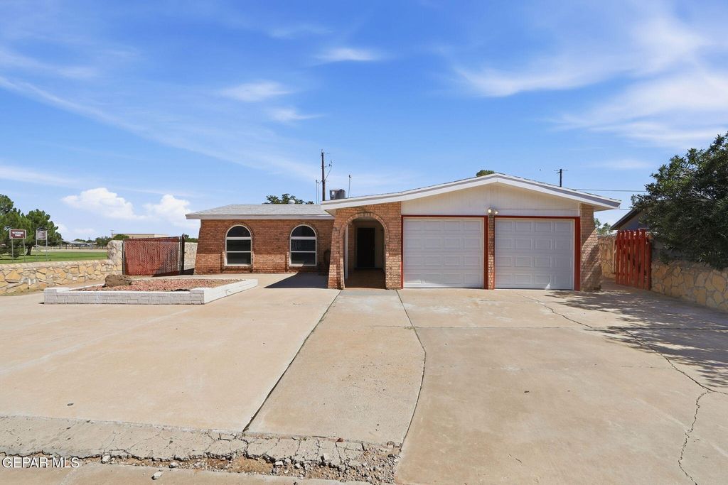 10484 NOLAN Drive, El Paso, TX 79924