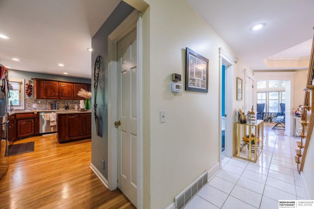 16606 Mason Street, Omaha, NE 68118