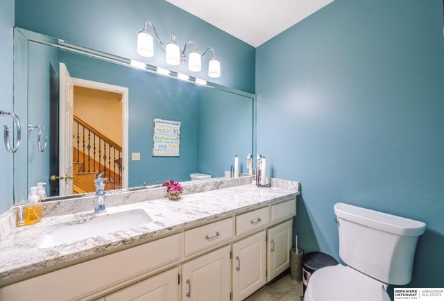 16606 Mason Street, Omaha, NE 68118