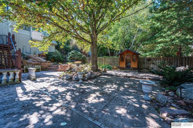 16606 Mason Street, Omaha, NE 68118