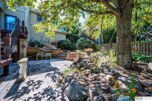 16606 Mason Street, Omaha, NE 68118