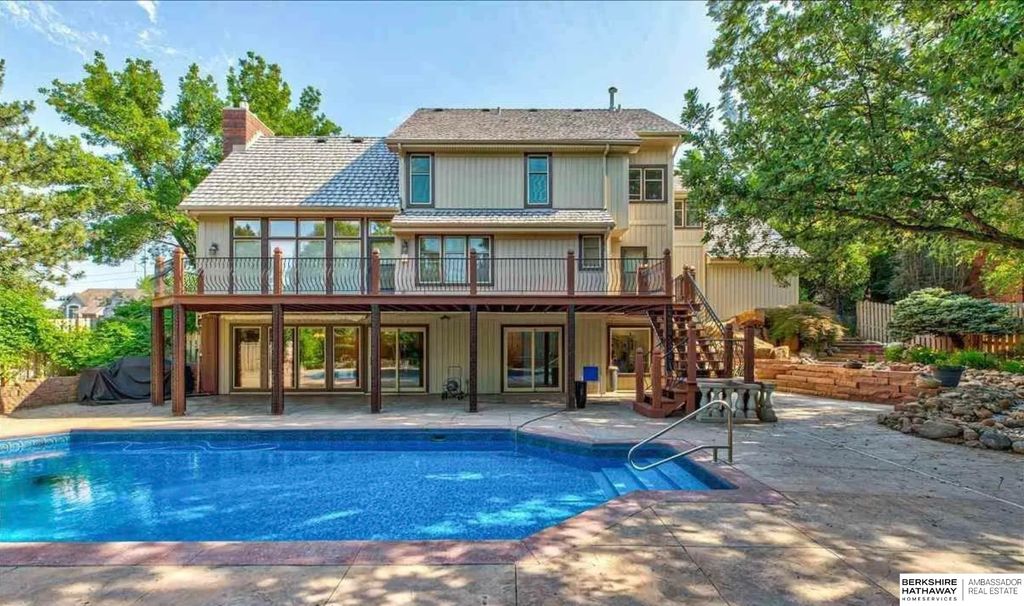 16606 Mason Street, Omaha, NE 68118