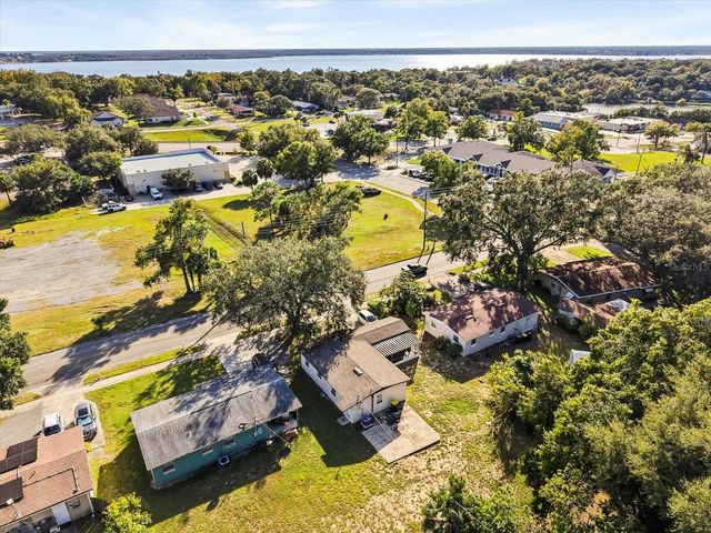 540 E HIGHLAND AVENUE, Clermont, FL 34711