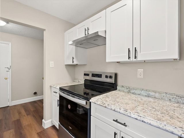 540 E HIGHLAND AVENUE, Clermont, FL 34711