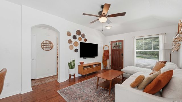 491 Magnolia Wind, New Braunfels, TX 78130