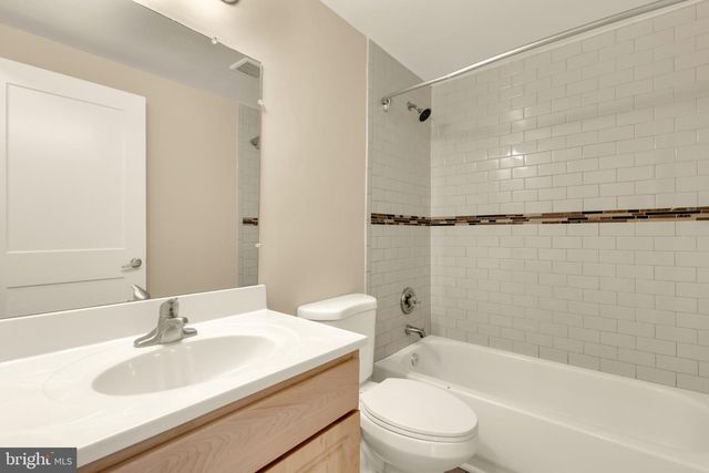 18312 QUONDAL CT, Gaithersburg, MD 20877
