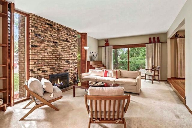 110 19th Avenue SW, New Brighton, MN 55112