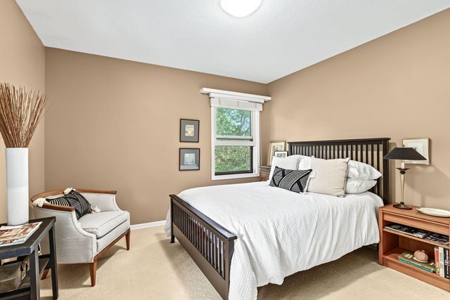110 19th Avenue SW, New Brighton, MN 55112