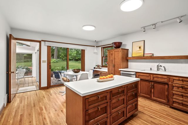 110 19th Avenue SW, New Brighton, MN 55112