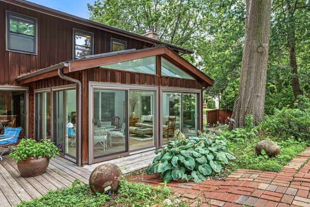 110 19th Avenue SW, New Brighton, MN 55112