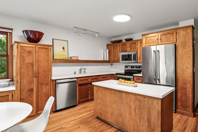 110 19th Avenue SW, New Brighton, MN 55112